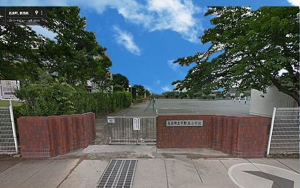 邑楽町立中野東小学校 2922m