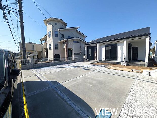 ■南側からの心地よい光が家全体を明るく照らし、気持ちの良い朝を迎えられそうです!(3/17撮影)