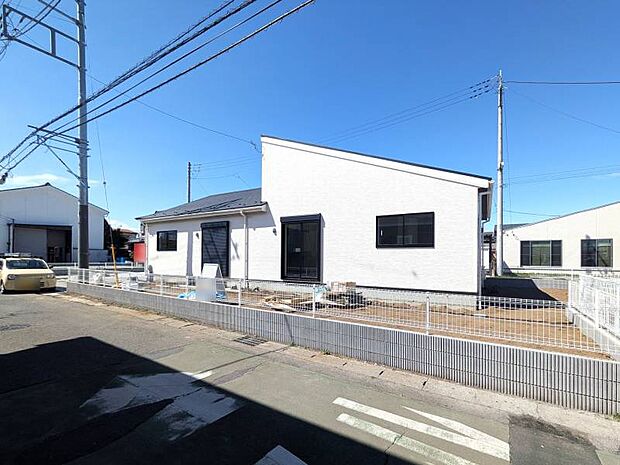 ■パウダールーム⇔ランドリールーム⇔テラスと洗濯動線便利です♪(3/19撮影)