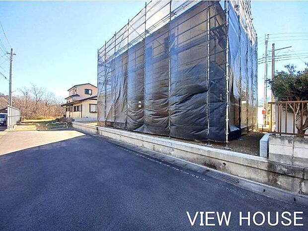 ■2階ホール続きには2.5帖のテレワークルーム♪納戸代わりにしても♪(1/23撮影)