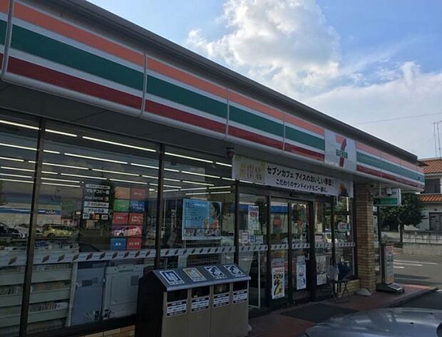 セブンイレブン大泉古氷店 1309m
