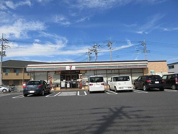 セブンイレブン太田市藤阿久町店 464m