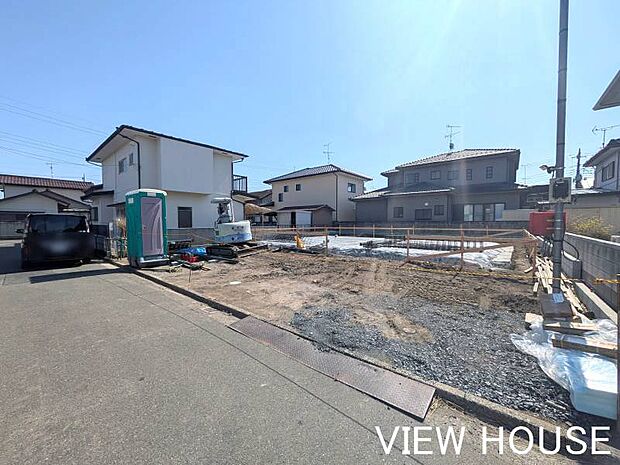 ■閑静な住宅街に位置しており、夜間も静かで安眠できる環境が整っています!(3/9撮影)