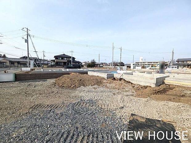 ■並列3台の駐車も楽々の広大なカースペースを確保した区画です!