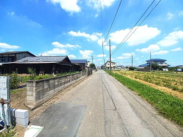 ■車通りが少なく落ち着いた雰囲気で、小さなお子様がいるご家庭でも安心ですね♪