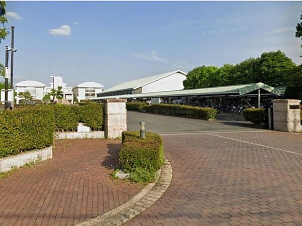 野木町立野木中学校 2600m