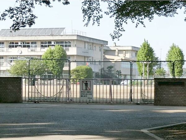 小山市立間々田中学校 350m
