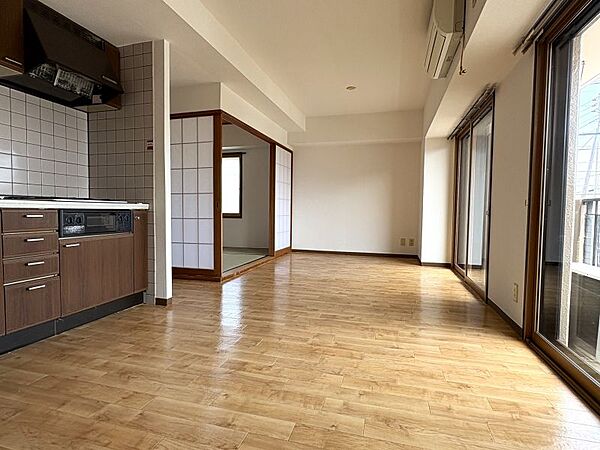 apartment 栃木県小山市城東６丁目
地図を見る