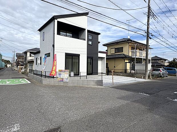 日当たり良好な角地になります♪