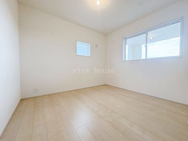 【洋室6.01帖】 2面採光風通しの良いお部屋♪