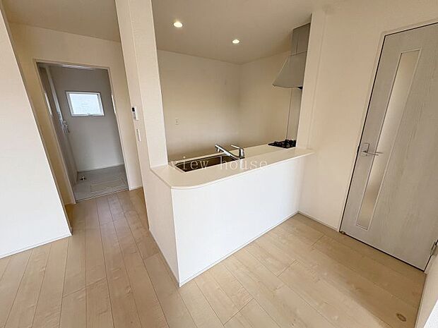 【カウンターキッチン】 ご飯できたよ！と配膳もラクラクなカウンターキッチン♪