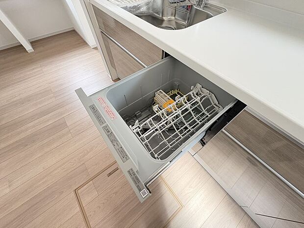 【食器洗い乾燥機】 あると嬉しい食洗器付き♪