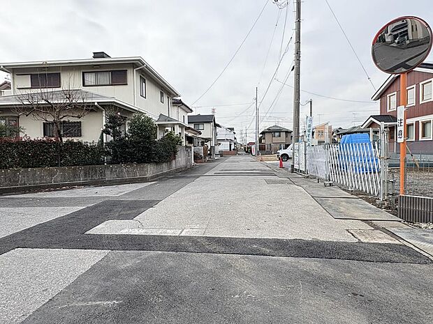 前面道路6m公道