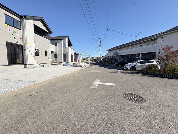 前面道路南側６ｍ