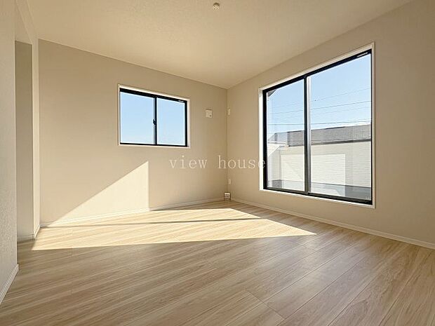 【洋室８．８帖】 主寝室におすすめのお部屋♪
