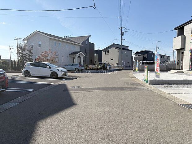 前面道路南側約６ｍ公道