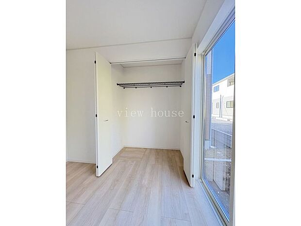 【クローゼット】 大容量クローゼット付きでお部屋すっきり過ごせます♪