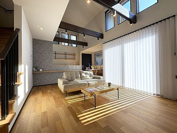 【リビング11帖】 家族の絆深まるコンパクトながらも機能の整ったリビング♪