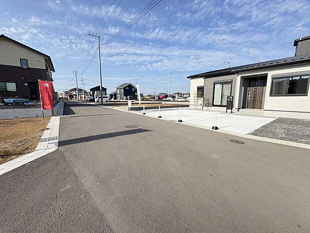 前面道路南側６ｍ