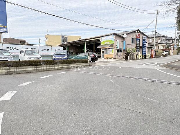 北側道路3.4m〜11.30m