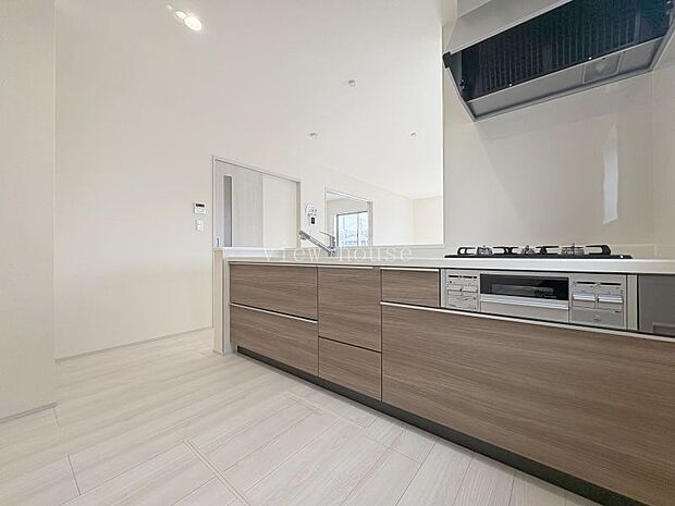 お料理も楽しくはかどりそうなシステムキッチン♪