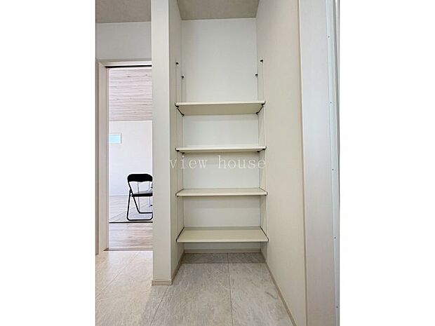 【洗面収納】 タオルや着替えなど収納できて便利ですね♪