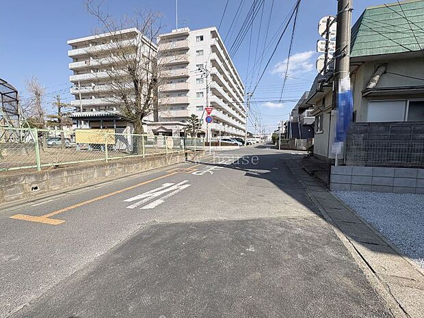 前面道路北側6m公道