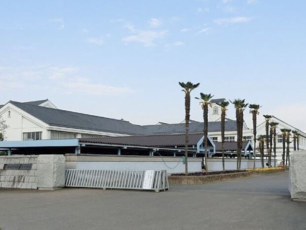 結城市立結城東中学校 1590m