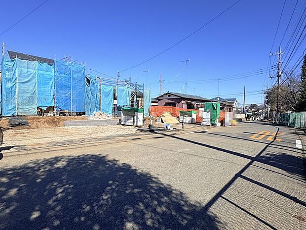 【現地写真】■駐車スペース並列3台可能♪(2026.2.19撮影)