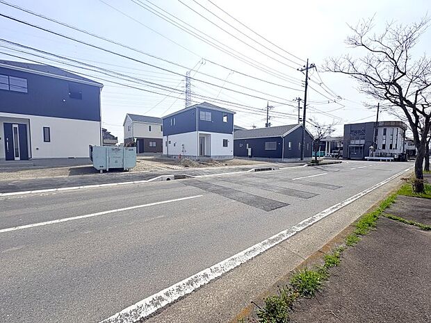 前面道路南側12m