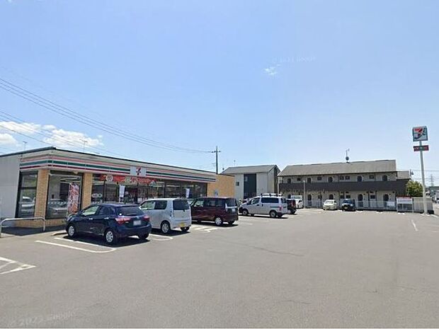 セブンイレブン小山東間々田店 300m