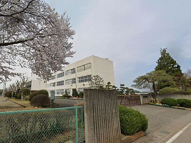 下野市立石橋北小学校 1300m