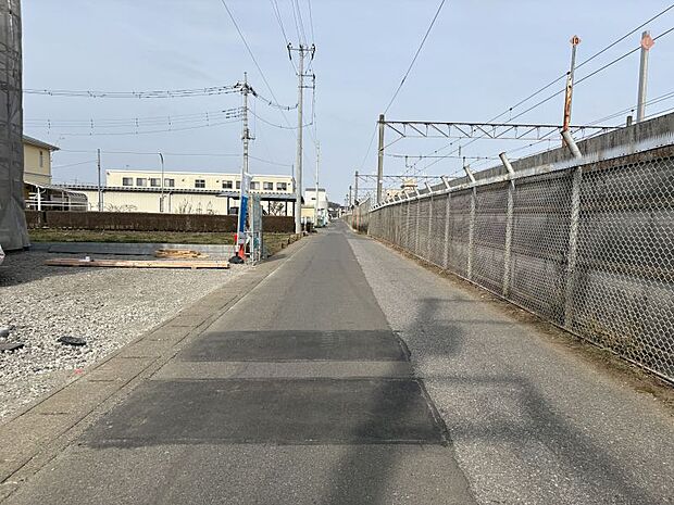 前面道路西側4m