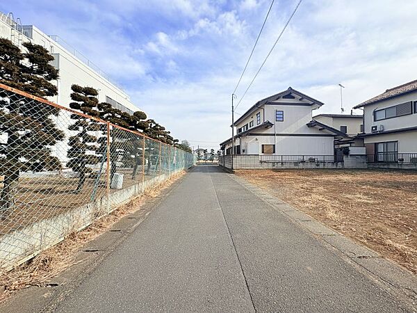 前面道路北側４ｍ公道