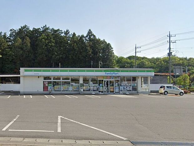 ファミリーマート石橋工業団地店 800m