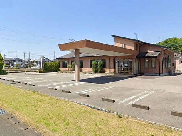 ふじたクリニック 1400m内科、外科、消化器科、肛門科、小児科があります。水曜、日祝日休診。