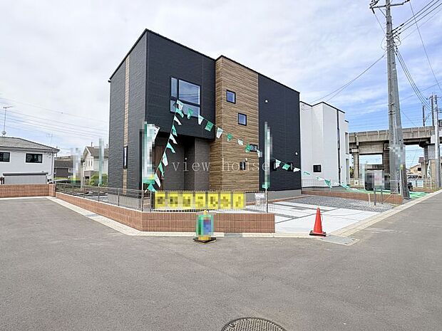 前面道路北東６ｍ