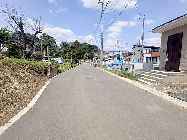 前面道路西側6m♪