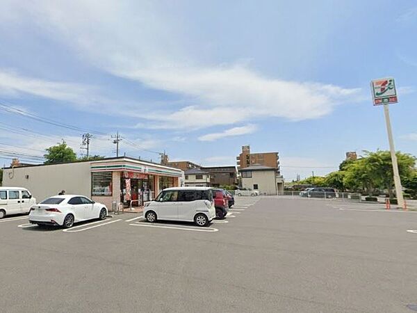 セブンイレブン　下野祇園店 800m