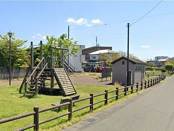小山用水親水公園 1200m
