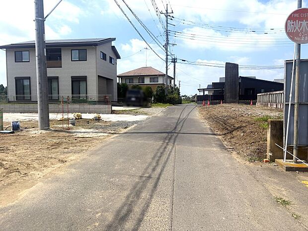 前面道路西側4m