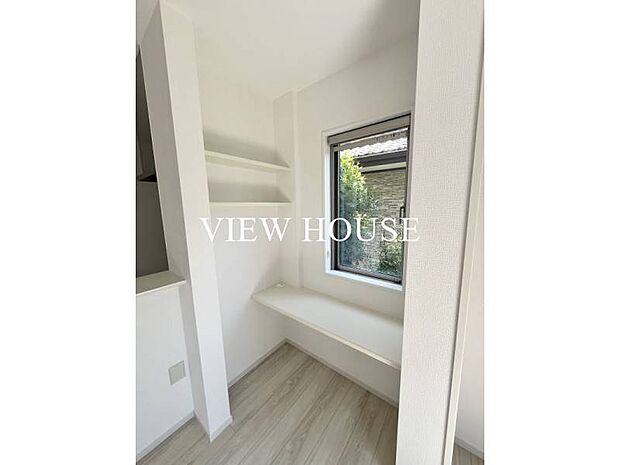 カウンタースペースはお子様のお勉強スペースとしても◎