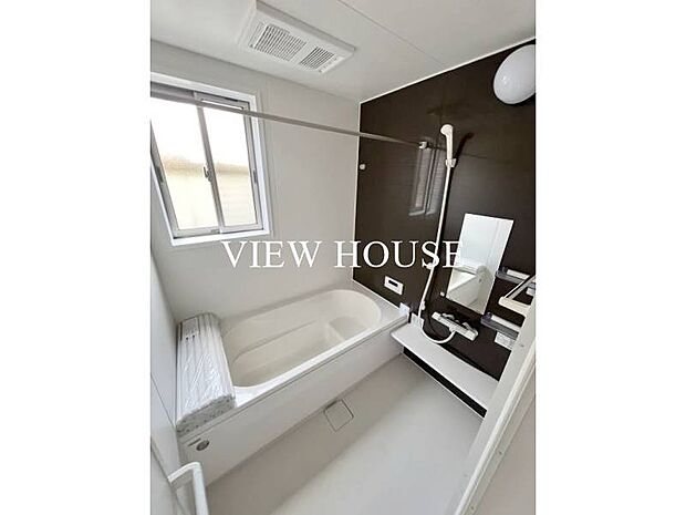 夏は涼しく、冬は暖かく、雨の日のお洗濯も大助かり!!浴室乾燥機付きです♪