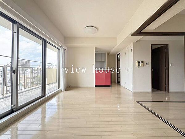 apartment 群馬県伊勢崎市緑町
地図を見る