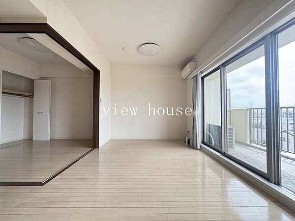 apartment 群馬県伊勢崎市緑町
地図を見る