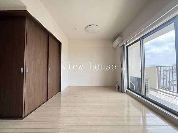 apartment 群馬県伊勢崎市緑町
地図を見る