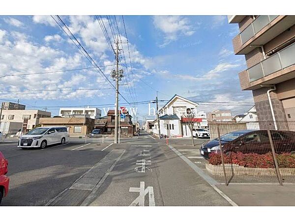 apartment 群馬県伊勢崎市緑町
地図を見る