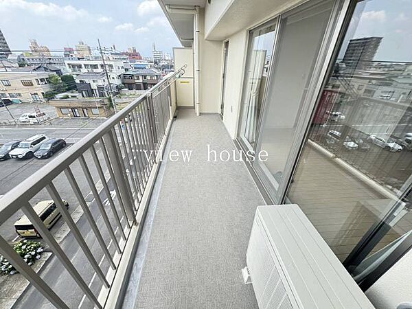 apartment 群馬県伊勢崎市緑町
地図を見る