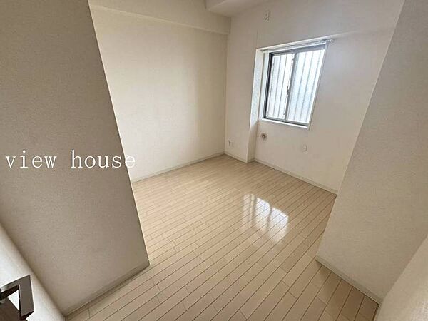 apartment 群馬県伊勢崎市緑町
地図を見る