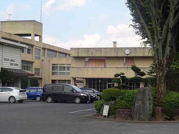 伊勢崎市立殖蓮中学校 3306m